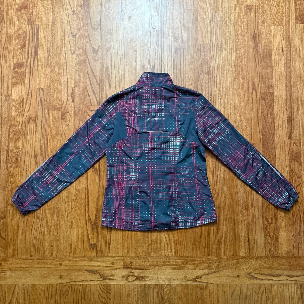 Brooks Shelter Technology running zip up jacket size M - Picture 8 of 16